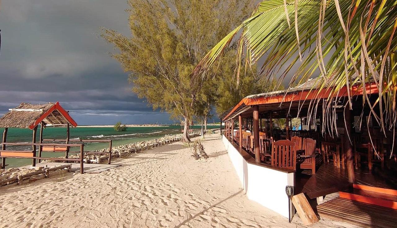 Ecolodge Du Menabe Belo Екстериор снимка
