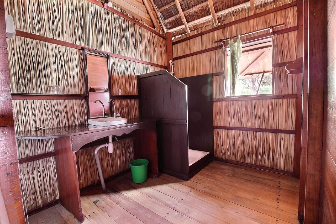 Ecolodge Du Menabe Belo Екстериор снимка