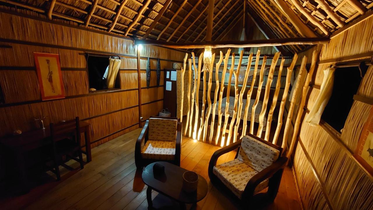 Ecolodge Du Menabe Belo Екстериор снимка