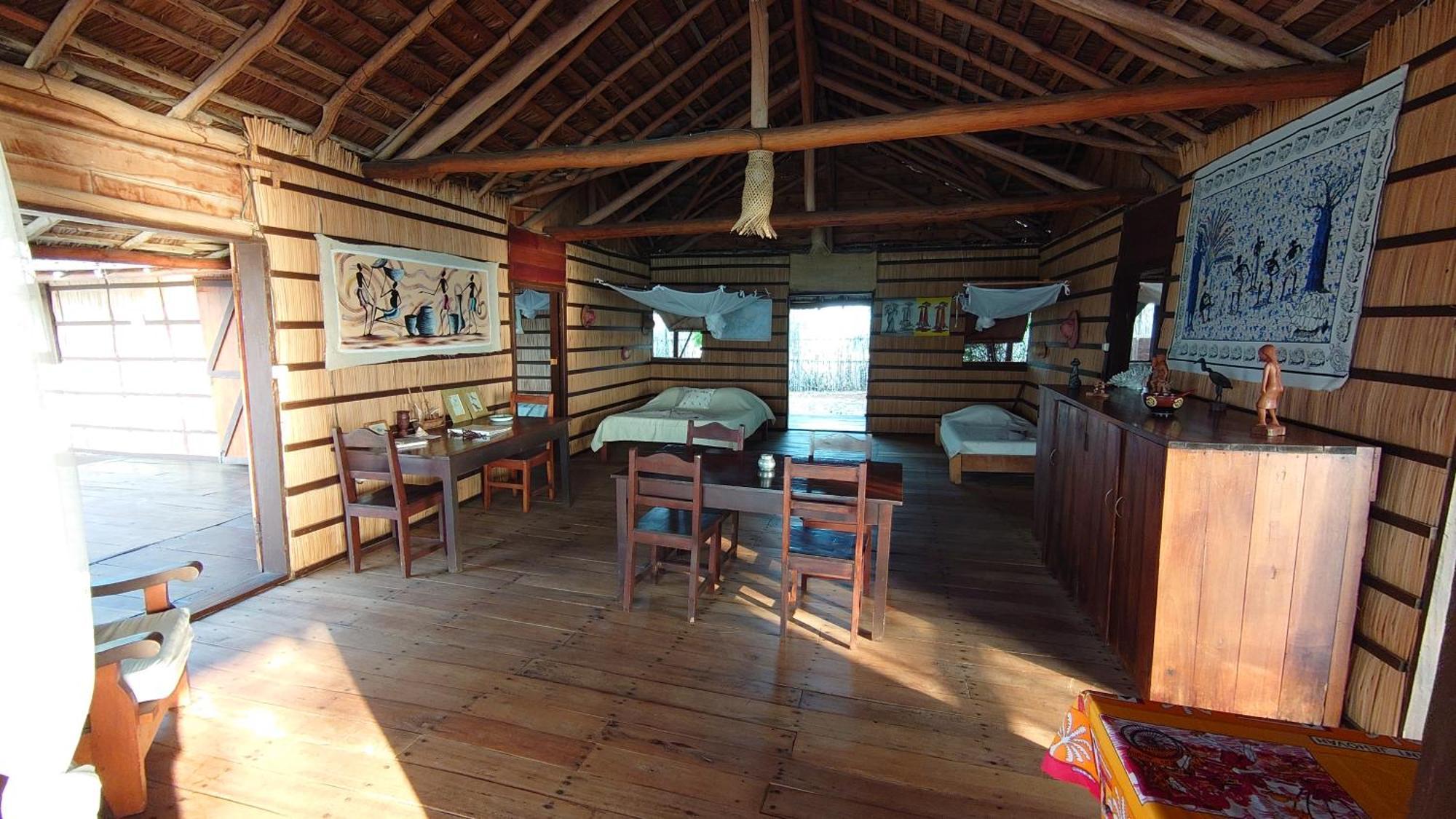 Ecolodge Du Menabe Belo Екстериор снимка